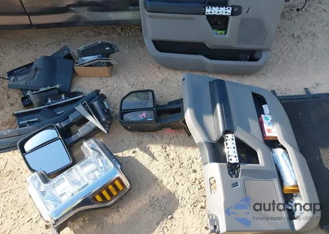 2019 Ford F-250 Xlt из США, поврежденный, VIN 1FT7W2BT4KEE35979